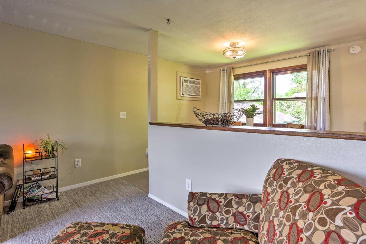 Charming Rapid City Apartment Walk To Lake! エクステリア 写真